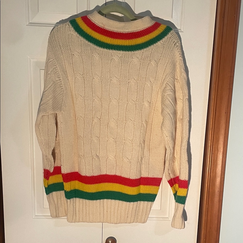 Multicolor V-Neck Cable Knit Sweater - Picture 6 of 6